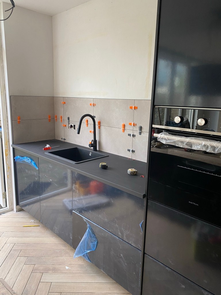 Keukenrenovatie uitgevoerd door aannemer Fontaine bouw in Gouda