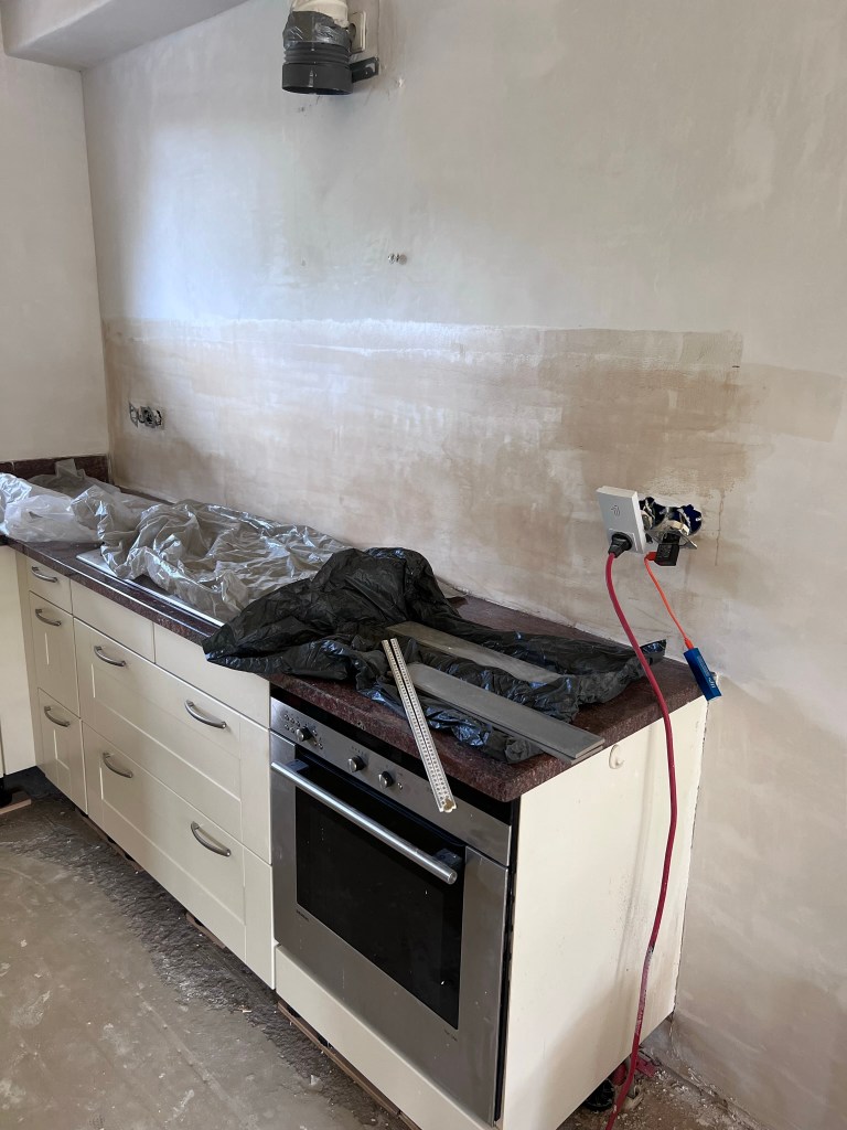 Keuken op maat gerealiseerd door aannemer in Gouda